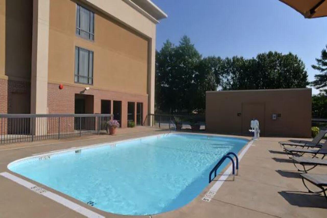 Hampton Inn Springfield-South Kültér fotó