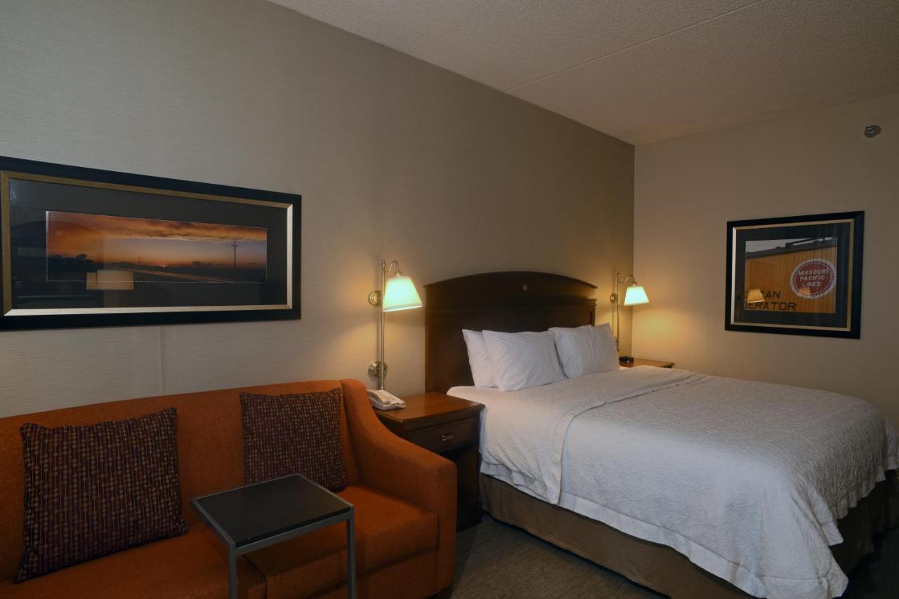 Hampton Inn Springfield-South Kültér fotó